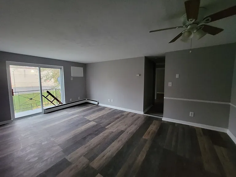 13420 Euclid Ave — Photo 79