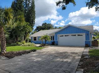 911 Sandle Wood Dr, Port Orange, FL 32127