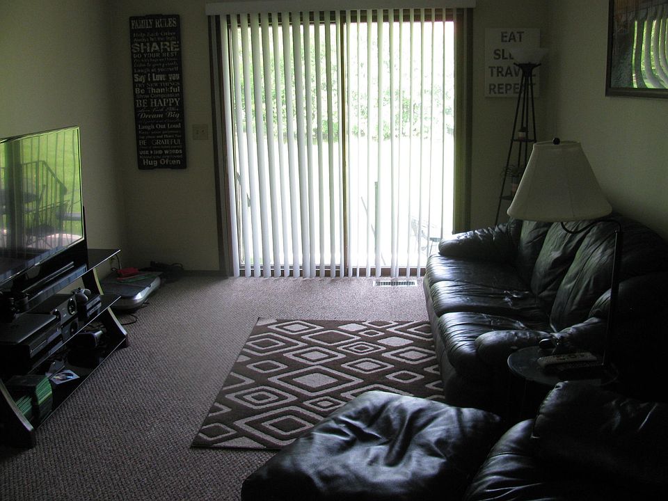 Family Room, access to patio