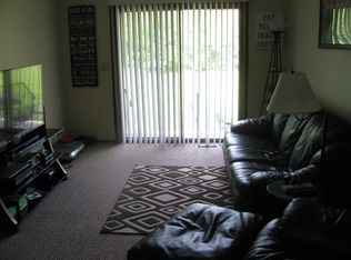 1211 N 1st St APT A, Dekalb, IL 60115