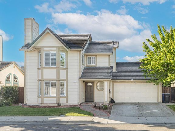 2nd image of 395 Sandstone Dr