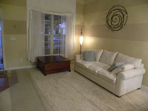 2nd image of 1411 Anona Pl