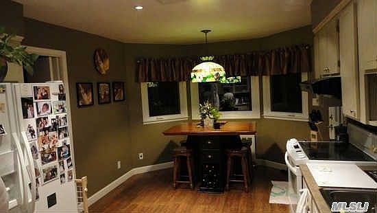 1st image of 4066 Park Dr