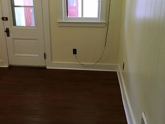 kitchen table area