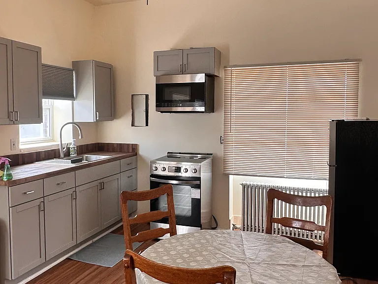 4114 Secor Rd #B — Photo 11