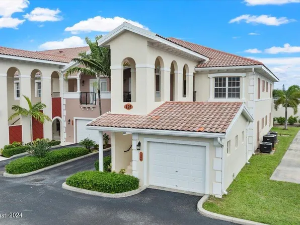 125 Lancha Cir APT 204, Indian Harbour Beach, FL 32937