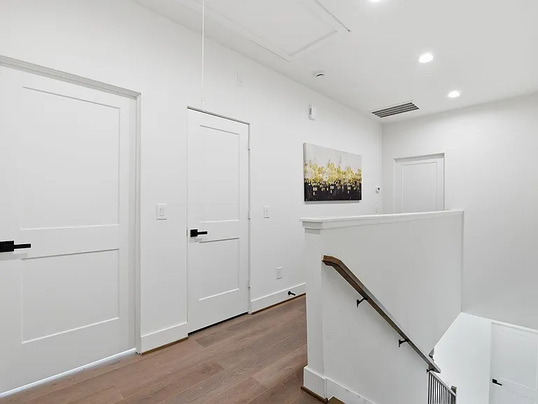 7704 Earl Rudder Way — Photo 27