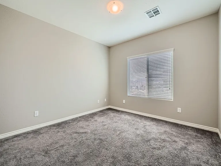 12165 Edgehurst Ct — Photo 19