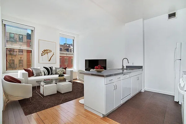 Rented by Living New York | media 13