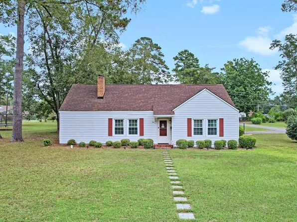 362 Cinderella Ln SE, Dawson, GA 39842