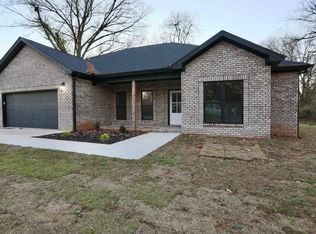 800 Glendale Ave, Muscle Shoals, AL 35661
