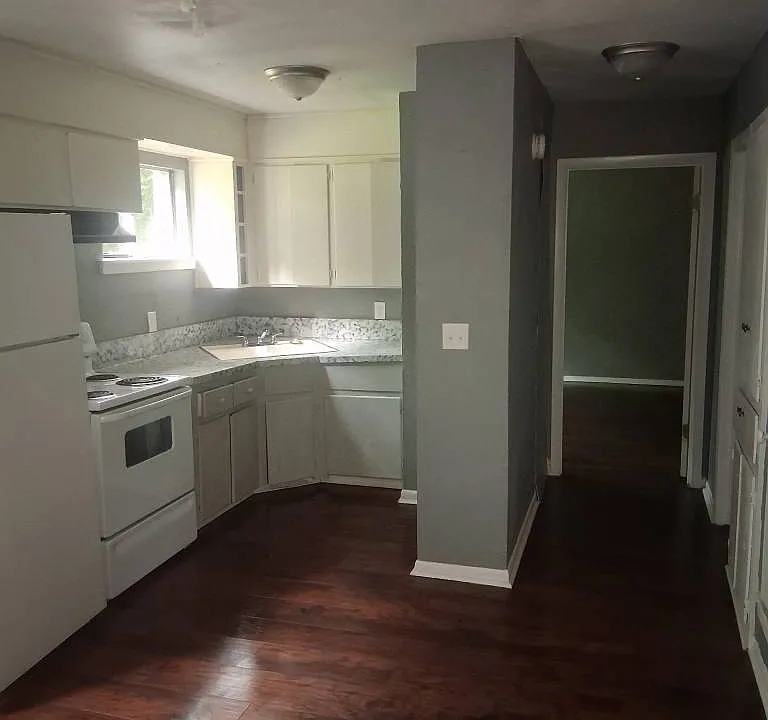 416 E Dunn Ave #1