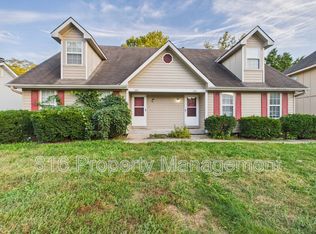 7939 NW 79th Pl, Kansas City, MO 64152