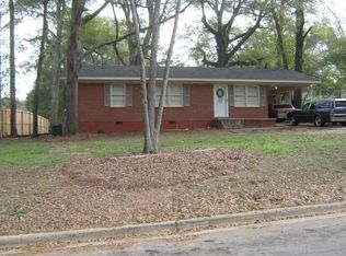 411 Pinecrest Dr, Americus, GA 31709