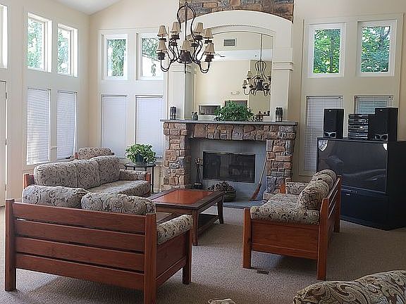 5th image of 4417 Fair Stone Dr APT 304