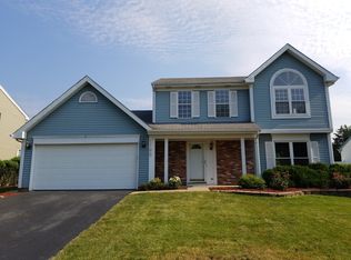 1195 Westward Trl, Carol Stream, IL 60188