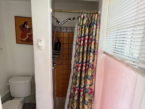 3rd image of 2519 N Estrella Ave APT 3