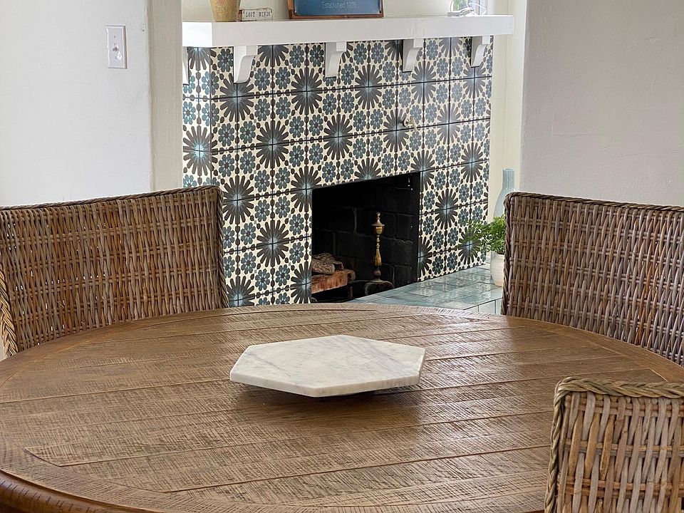 Coastal dining room