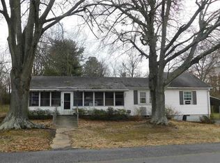 202 Ford St, Greer, SC 29650