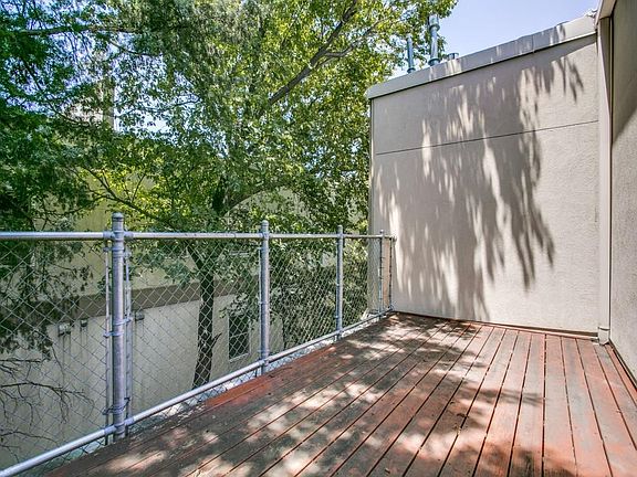 4th image of 4307 McKinney Ave