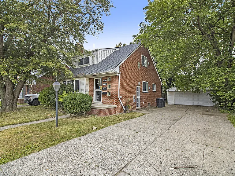 19421 Moross Rd #1 — Photo 2