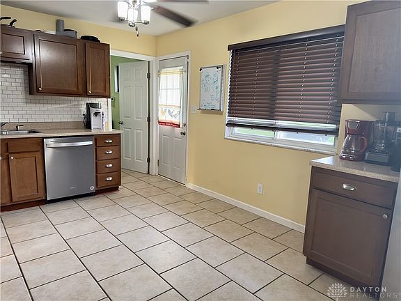 5th image of 5801 Kendon St
