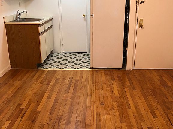 3rd image of 978 2nd Ave #3M