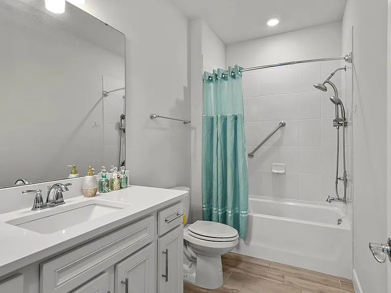 3141 Voyager Ave — Photo 24