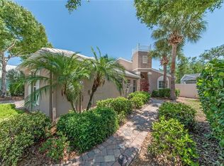 1293 Silverstrand Dr, Naples, FL 34110
