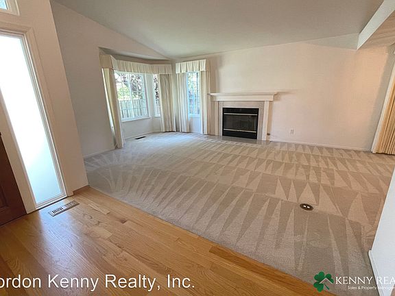 4th image of 144 Glasgow Ln