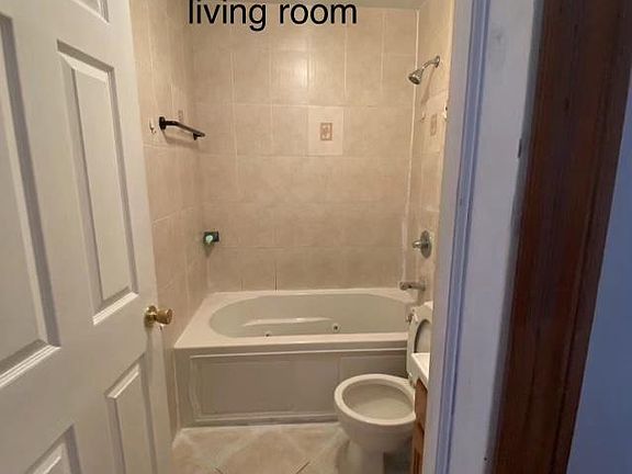 3rd image of 106-29 Ditmars Blvd Floor 1