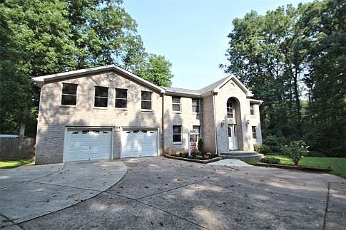 2nd image of 5000 Kenerson Dr