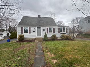 32 Flagler St, Newington, CT 06111