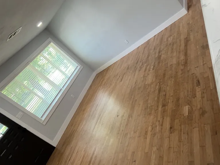 1614 Steele St — Photo 9