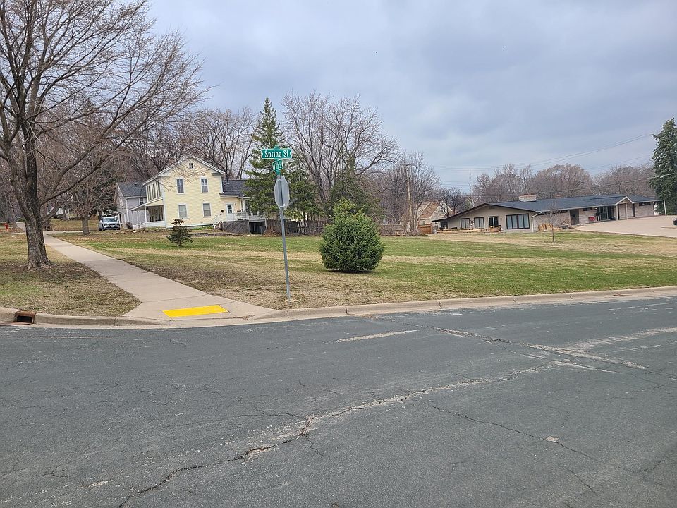 1st image of 306 5th St W