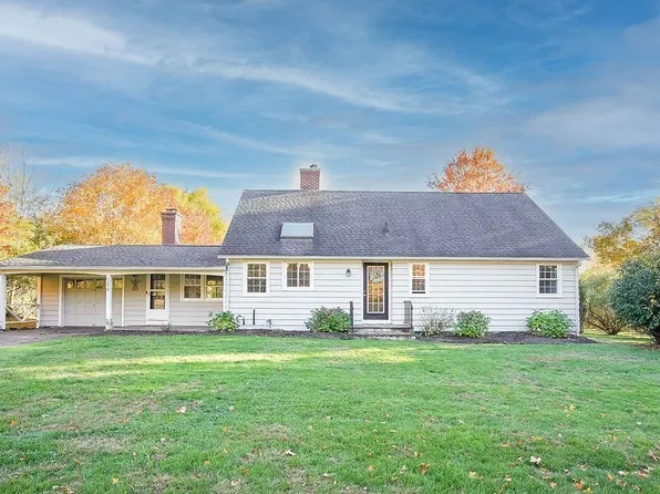 1179 Tinkham Rd, Wilbraham, MA 01095