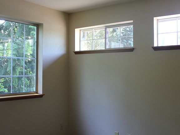 4th image of 22212 SE 250th St