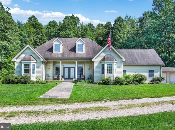 324 Rocky Ridge Rd, Spring Grove, PA 17362