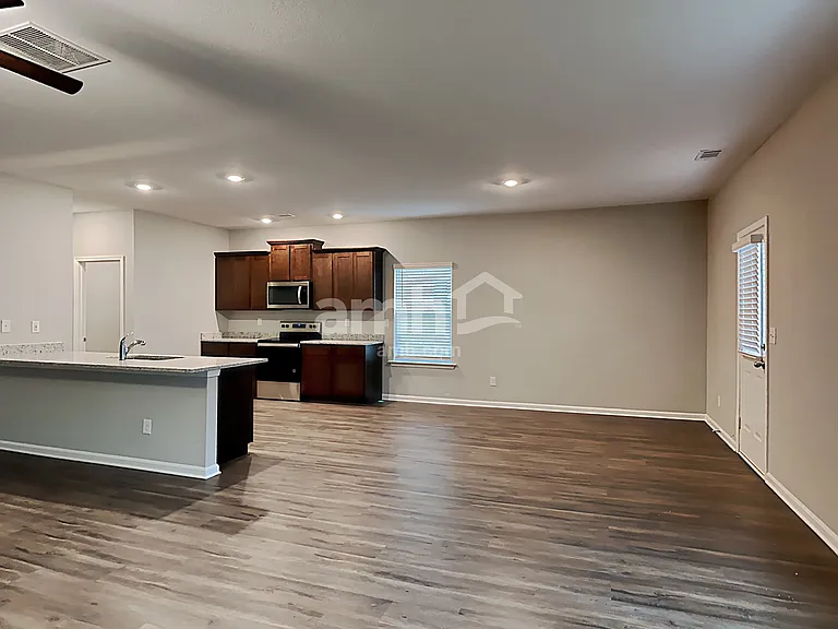 605 Gleaner Way — Photo 4