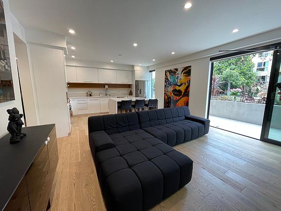 2nd image of 820 S Sherbourne Dr #101