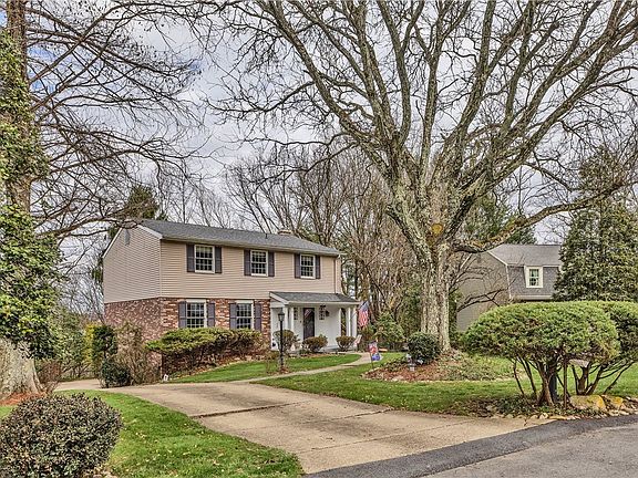 2nd image of 9 Quail Ct
