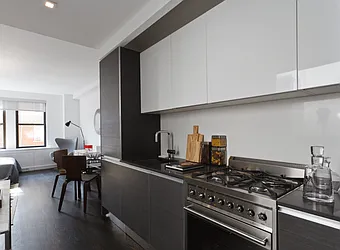 666 West End Avenue #18W image 1 of 13