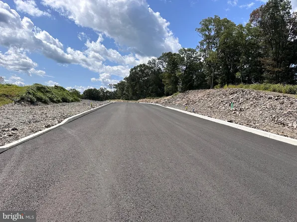 101 Alex Ct, Kutztown, PA 19530