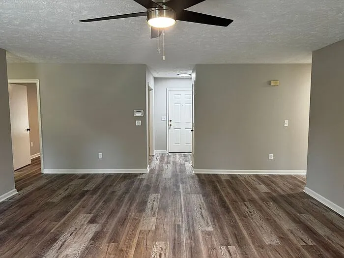 112 Thornbird Dr — Photo 7