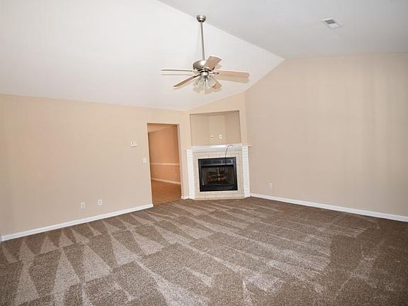 2nd image of 54 Joshua Farms Ln
