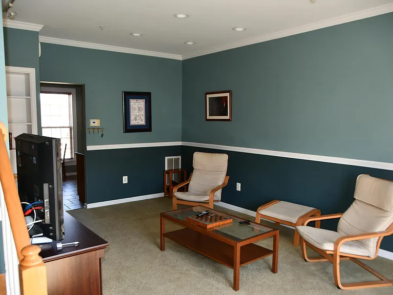 8336 Green Grass Rd — Photo 2
