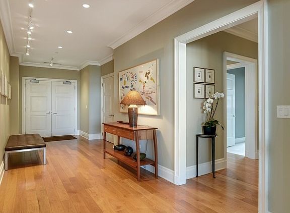 3rd image of 2550 N Lakeview Ave #T30-3