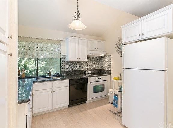 5th image of 26701 Quail Crk APT 20