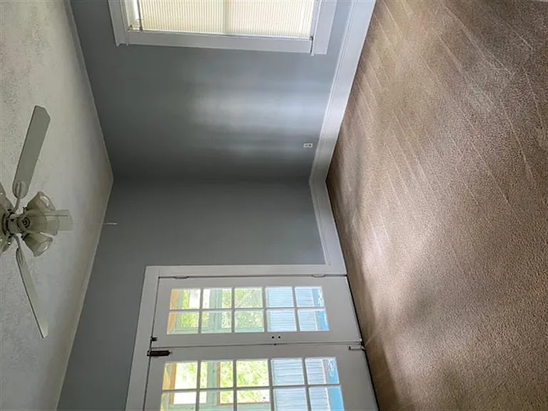 205 Broad St — Photo 6