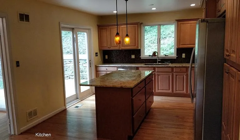 5520 Westbard Ave — Photo 2